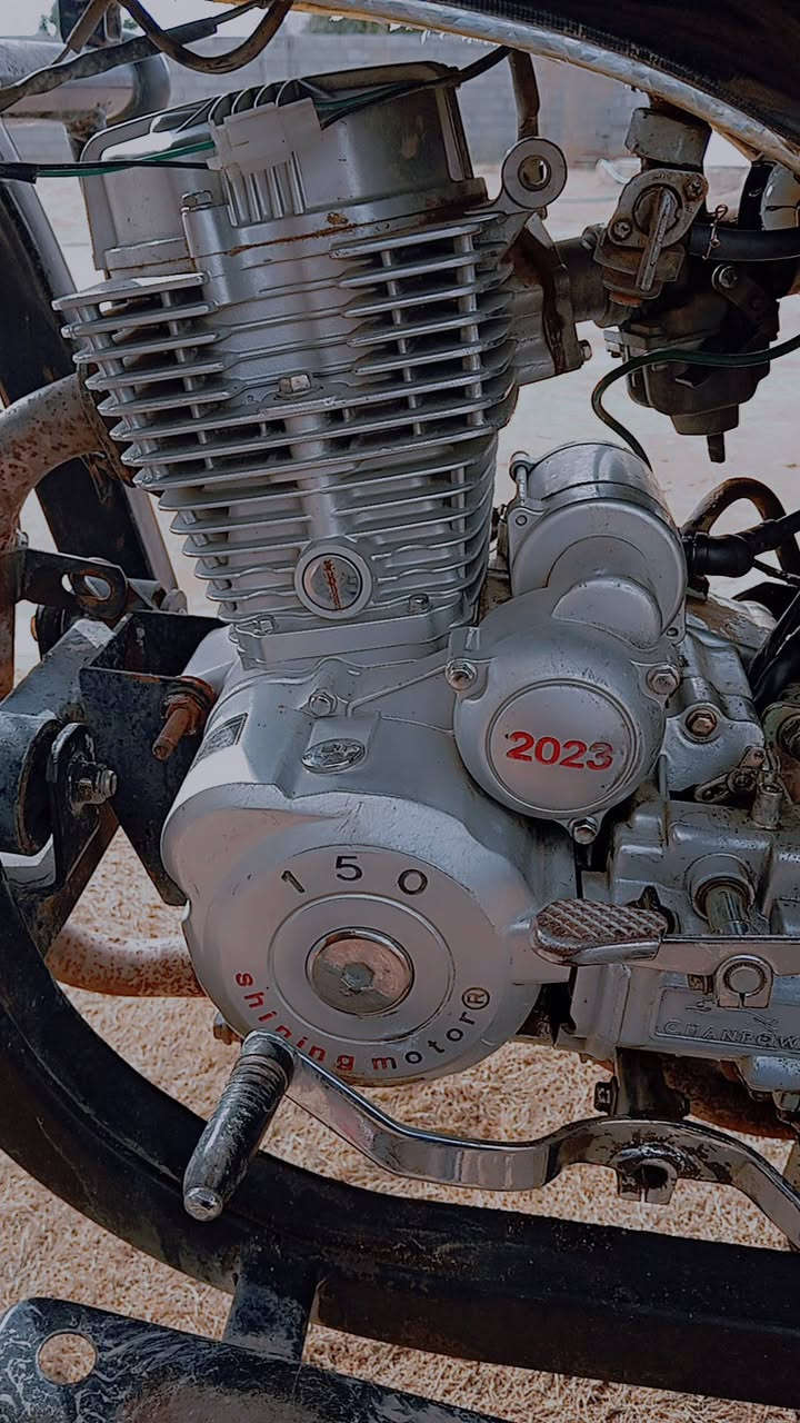 سلام عليكم ستؤته جديده حيل اوراق كامله ؤبليته رقم*********** موديل 20 محرك23بلادي برقي ما مفتؤح لاشخط ولا صبغ قطره ما بيهه حلوه محجر كلاري نشاط ؤرزانه اشاير بكلايتات كله شقال دبلاد جديد مكان ديالى سعر خاص مستعجل على بيع وشراء ينتصل ؤيدلل 💯💙
