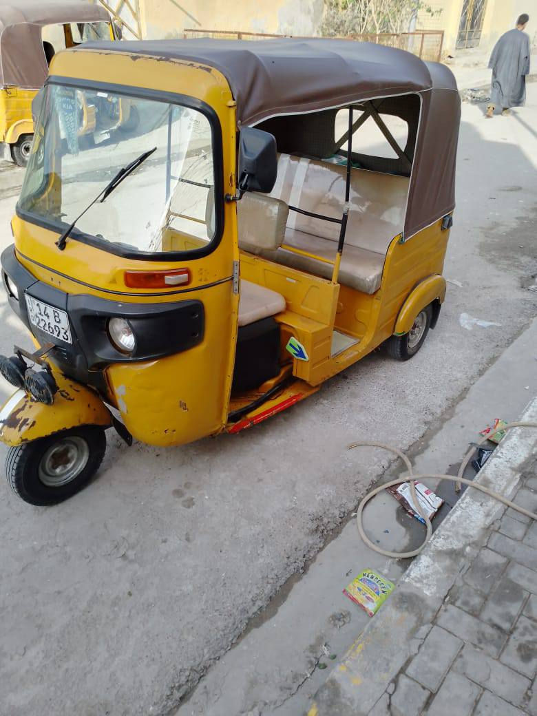 سلام عليكم تكتك موديل عشرين رقم وسنويه بسمي بخمسه وبيه مجال حك جيه مكاني حيانيه دور شرطه رقمي ‏‪***********‬‏
