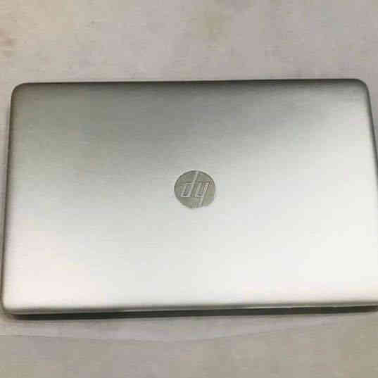 السلام عليكم 
لابتوب   hp 850 G4 سلم 
كور اي فايف جيل السابع 
 Ci5 gen7u
Ram 8 dd4 
رام ٨كيكا 
هارد ssd256m
كارت شاشه خارجي amd (2كيكا)
كارت شاشه داخلي ٤ كيكا
حجم الشاشه 15.6 فول اج دي
السعر ٣٠٠الف قفل
مكاني بغداد الإسكان يم مستشفى آلطفل
الرقم ***********
