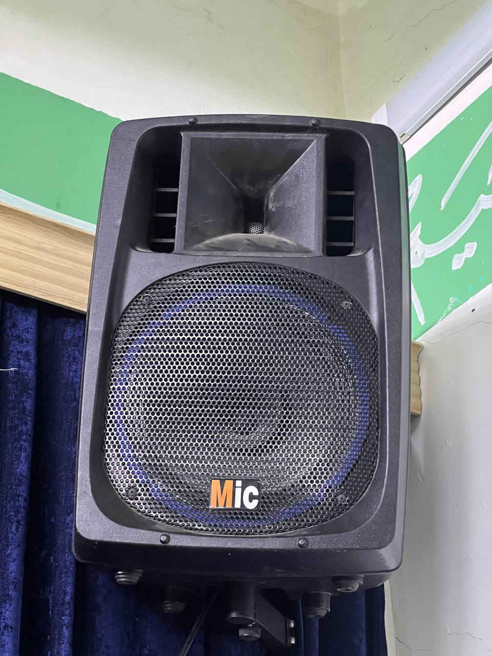 للبيع
زوج سماعات دب
وزوج W17
نضيفات عل فحص
السعر خاص او اتصل على الرقم***********
