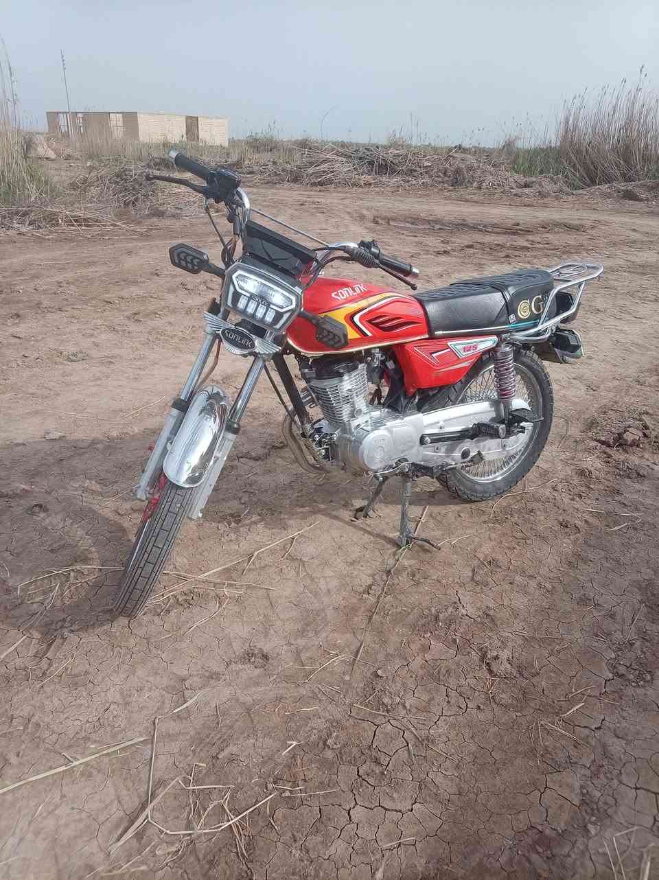 لبيع دراجه 2025 كفاله عامه مكاني صويره ***********
