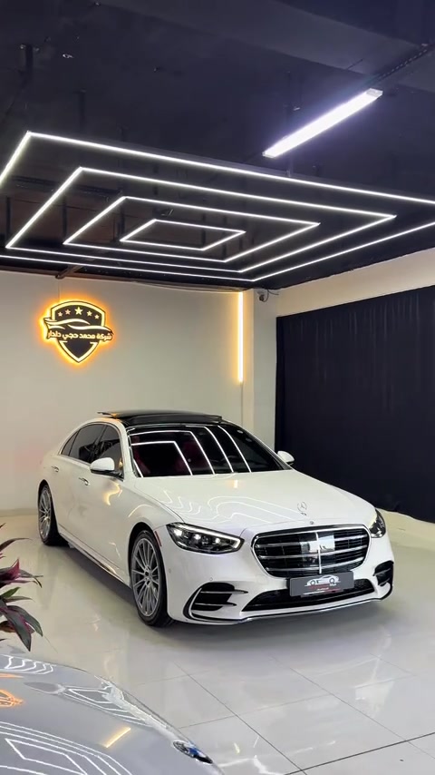 Mercedes s500 Clean title  2023 full option  32,000mil White and red PPf all Mashlla new  Call for price: 0750 404 4406 0750 397 4495 0750 200 3222
