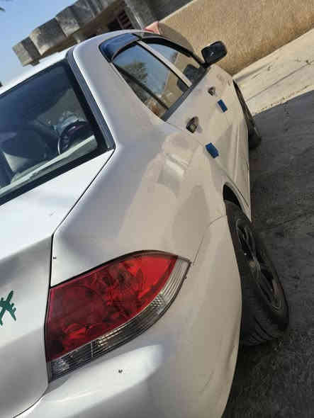 السلام عليكم لانسر موديل 2006 محرك 2000   تدفئة تبريد مي  محرك جديد صدر امامي وخلفي جديد تخم تاير جديد باتري جديد جام كهربائية تحكم مريي
سنترلك ريمونت سعر71 مكان سياره بغداد المحموديه ناحيه الرشيد ***********
