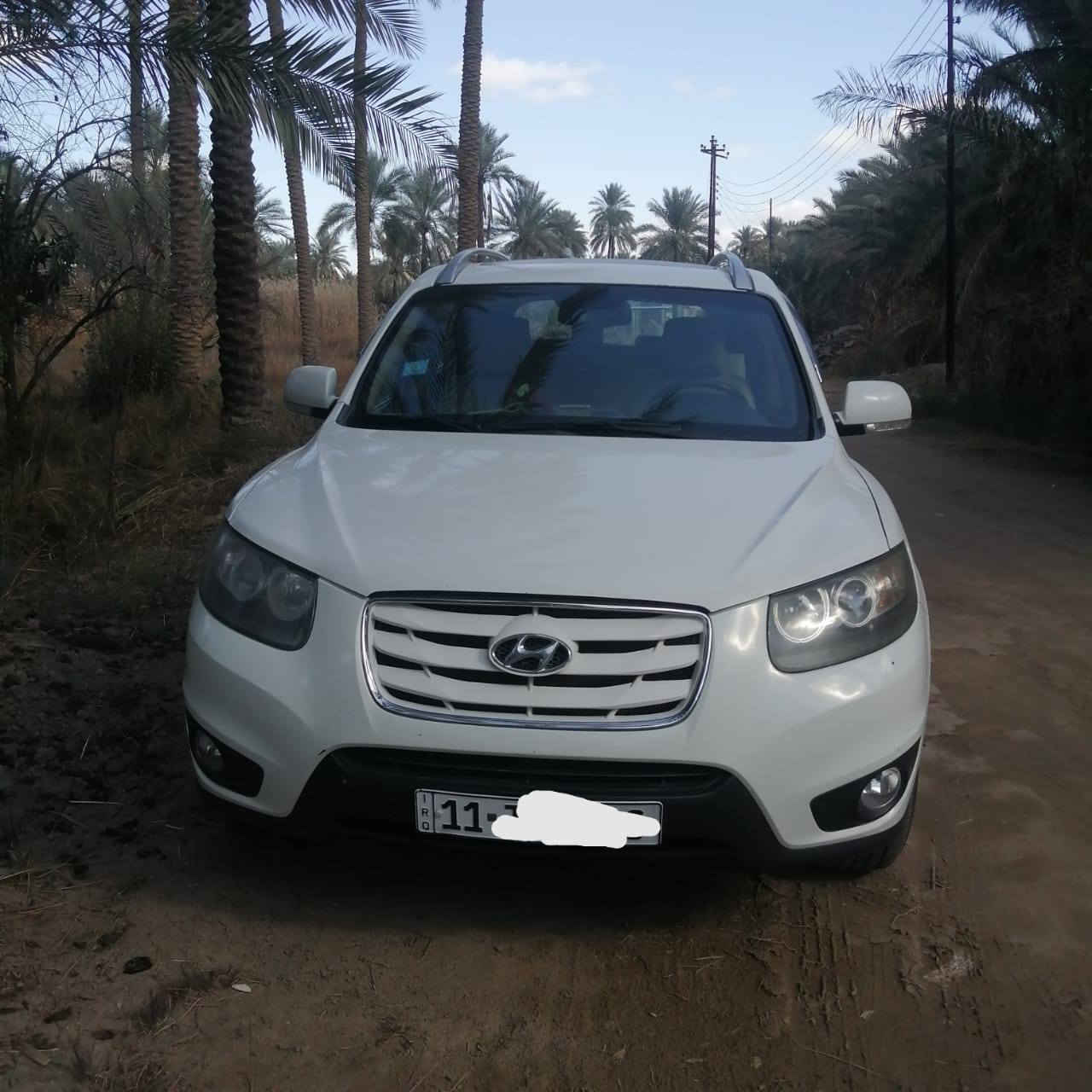 السلام عليكم سنتافي 2011 خليجي رقم بغداد باسمي فول موصفات 1/1 محرك 6V 3500 الموصفات بصمه  3 قطع تبريد فتحه كشن كهرباء تبريد بيانو 7 راكب مكفوله من الصبغ والتبديل  السعر 163وبيه مجال حك الجيه مكان السياره كربلاء المقدسه*********** .مكلف بالنشر السونار موجود داخل المنشور
