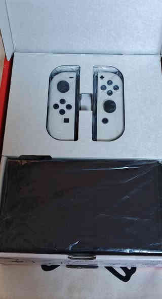 نينتندو سويتش اوليد مهكر نظامين اونلاين و اوفلاين مع كافة الملحقات الاصلية للجهاز مع ذاكرة ٢٥٦ كيكا مليئة بالالعاب كما موضح بالصور 
نظافة ١٠٠ بالمئة استعمال قليل جدا والجهاز مكفول من كافة المشاكل والاعطال
السعر ٣٥٠ الف 
توصيل بغداد ٥ الاف وباقي المحافظات ٦ الاف 
للتواصل ماسنجر او واتساب او الاتصال 
***********
