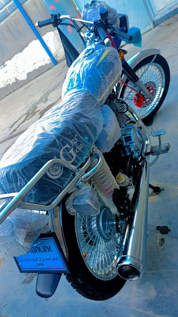 السلام عليكم دراجة للبيع تايكر موديل 2025 بعدهه زيرو ماشيه480كم السعر 800قفل من الاخير هاذة رقمي ***********و الخاص مفتوح
