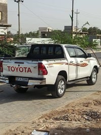 هايلوكس • ٢٠١٨ • دفع رباعي