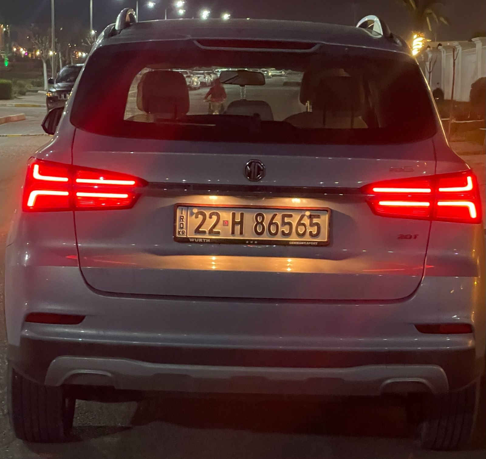 سياره ام جي وارد الوكاله؟ ‏MG RX5
موديل:2023
محرك: 1500 T
مواصفات اعتيادية
مواصفات: اشاير مري، تحكم مري كهربائي، ويل كب 17، حمالات سقف، هاند بريك بصمة، نظام الاوتو هولد، نظام المنحدرات، نظام مانع انزلاق، تشغيل سويتچ، 2 قطع تبريد، دبل ايرباك، كروس سرعة ...
