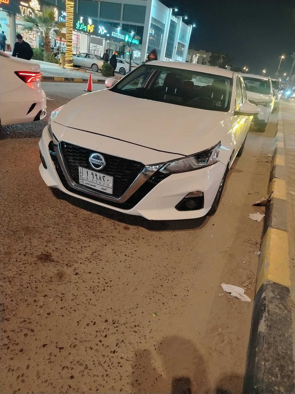 -التيما وارد أمريكي
موديل 2020

محرك 2.5
لون ابيض
-المواصفات :- 
بصمه 
شاشه جبير 
تحكمات 
رادار امامي وخلفي 
تحديد مسار 
لايتات زنون عدسه 
ويل كب 
بعد مواصفاته معروفه 
-ضرر سياره بونيد صبغ فقط وجاملغ 
-مكينه كير بشرط 
-السعر 135
العنوان النجف
*********** غير متواجد على فيس
