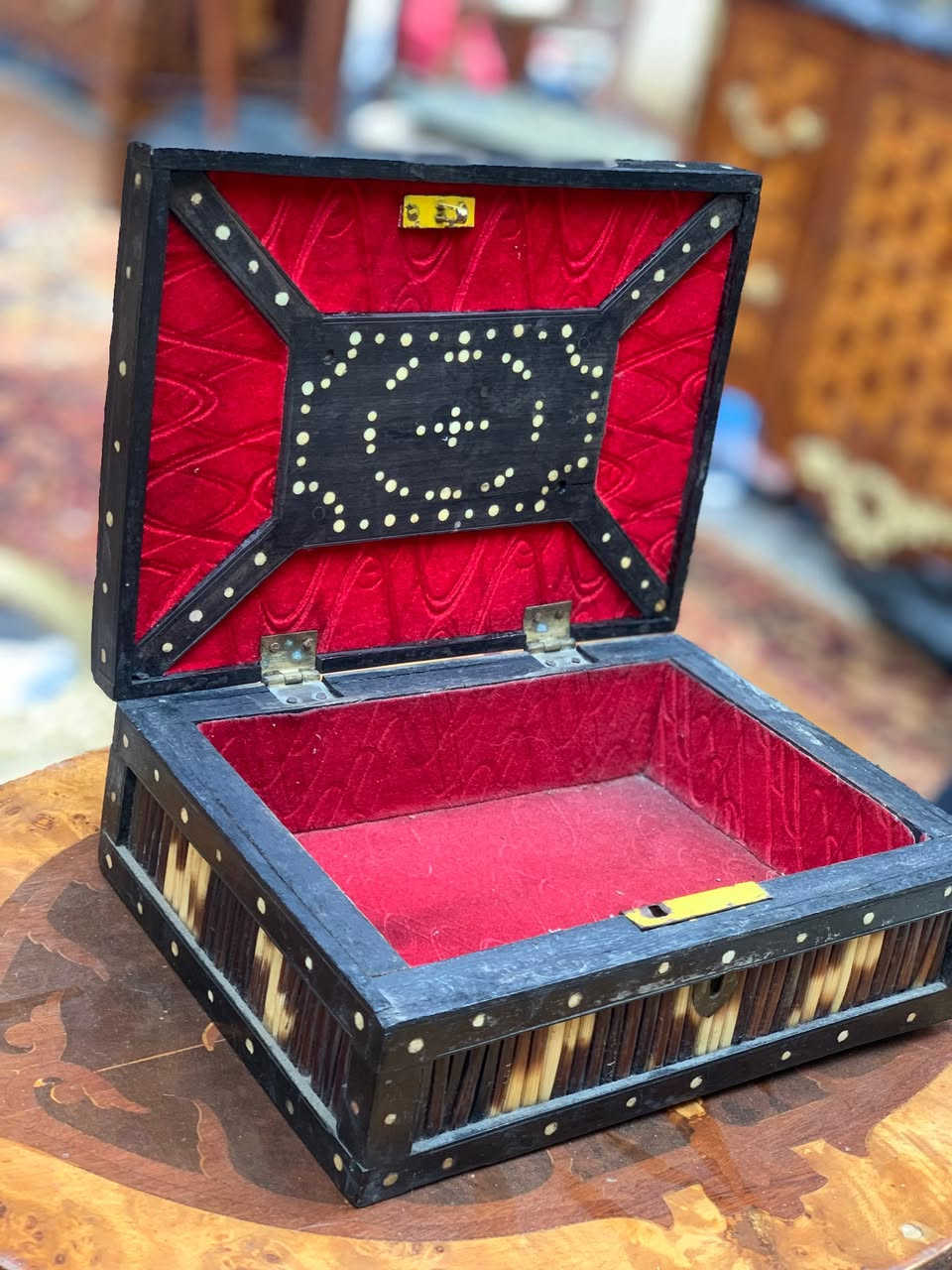 صباح الخير من سوق ديانا ❤️

01228811220


**إذا كنت صاحب هذا الإعلان وتريد حذفه لأي سبب، رجاءا أرسل رسالة إلى الدعم الفني**
