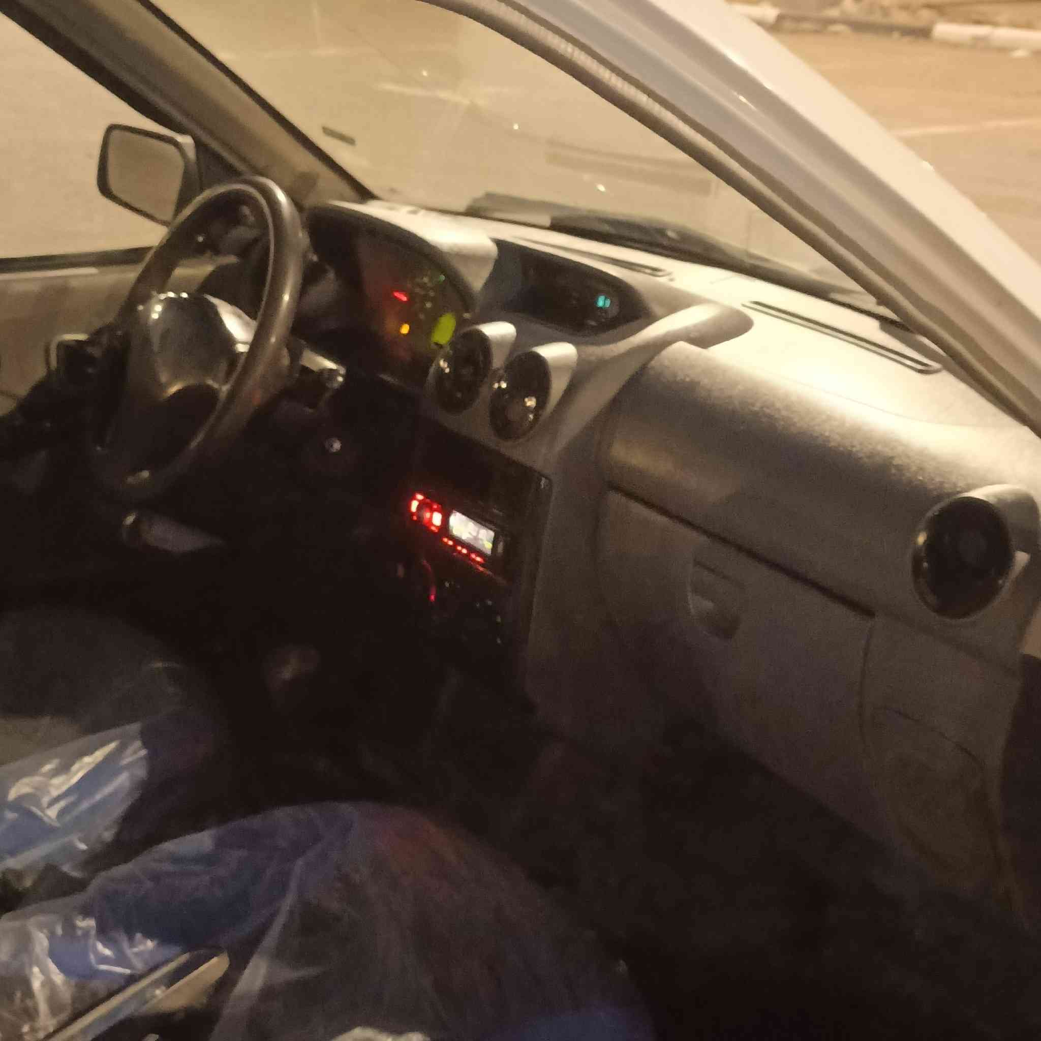 السلام عليكم سايبا موديل 2012 رقم بابل تحويل مباشر عقد مروري سنويه 2027 كير مكينه حداديه بجيس وتخم تاير جديد تبريد شغال 🥶وشواصيها على وضع شركه للاستفسار *********** ومكاني كربلاء المقدسة
