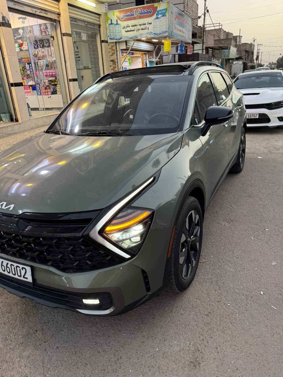 السلام عليكم
سبورتج 2024 Xline لون مميز 
رقم بغداد ب اسمي وارد امريكي 
فقط جاملغ على بارد وبنيد معمر ومصبوغ 
المواصفات 
✅ بصمة 
✅بانوراما 
✅الجنطة كهرباء
✅تشغيل عن بعد 
✅شاشة ديجتال
✅كراسي جلد 
✅كراسي كهرباء
✅تدفئة كشنات 
✅ فور ويل 
✅اطفاء ذاتي 
✅شاحن وايرليس 
✅هندبريك كهرباء
✅حساسات خلفية وامامية 
✅قطعتين تبريد
✅مود درايف 
✅LED امامي وخلفي 
✅محرك 2500
✅مانع انحدار 
✅اوتو هولد
✅مانع انزلاق 
✅رادار امامي وجانبي 
✅ ماشية 51 الف 
✅سيارة فول واحد على واحد 
مكاني بغداد البلديات 
السعر 225 وبيهه شي قليل 
للتواصل ولاستفسار 
***********
