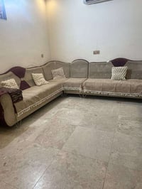 تخم • ١٠مقاعد • نضيف