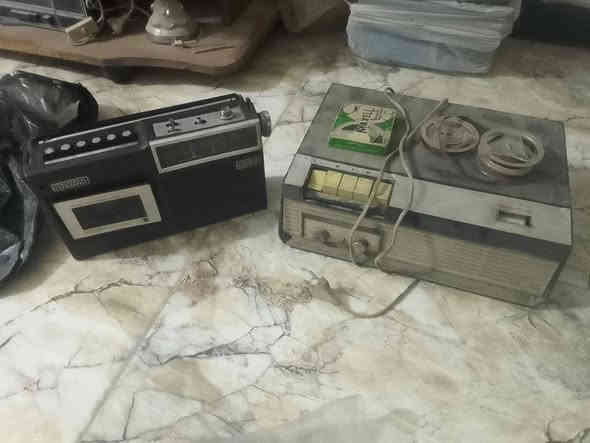 سلام عليكم عندي هاالمسجلات للبيع كلشي بسعره عنواني بغداد البنوك ***********اسامه البنداوي
