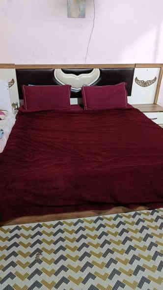 غرفه تركيه للبيع السعر 300 مكاني القبله ***********
