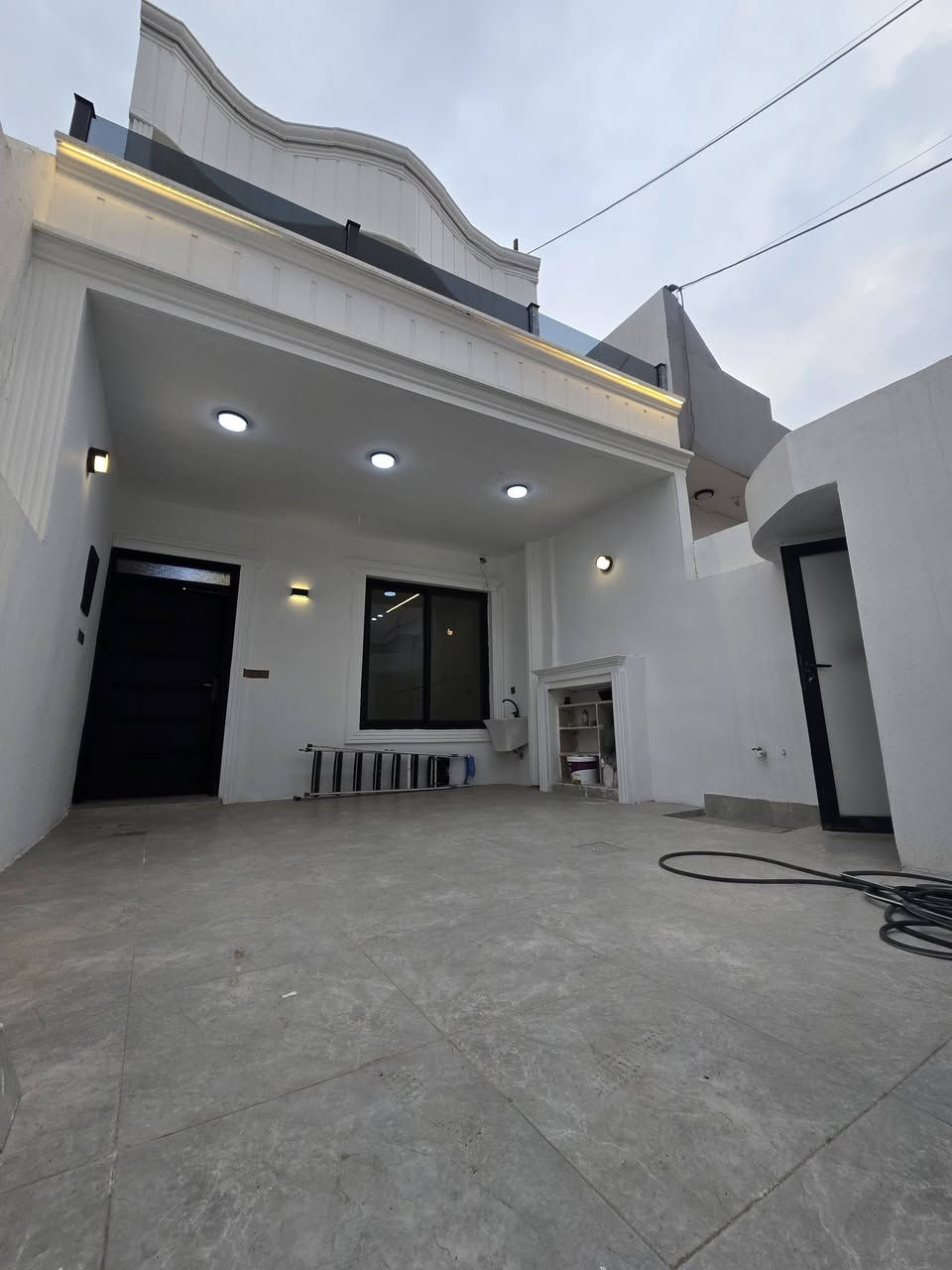 اعلان ٠٠٠
دارللبيع ١٢٥ متر رقم طابقين فول كاشي بيت جديد سفر مامسكون احد
موقع كركوك ده روازا علي طريق سليمانية فرع مقر كوران سعر ٦٥مليون 
شراي يتصل
***********اسيا
***********كورك
