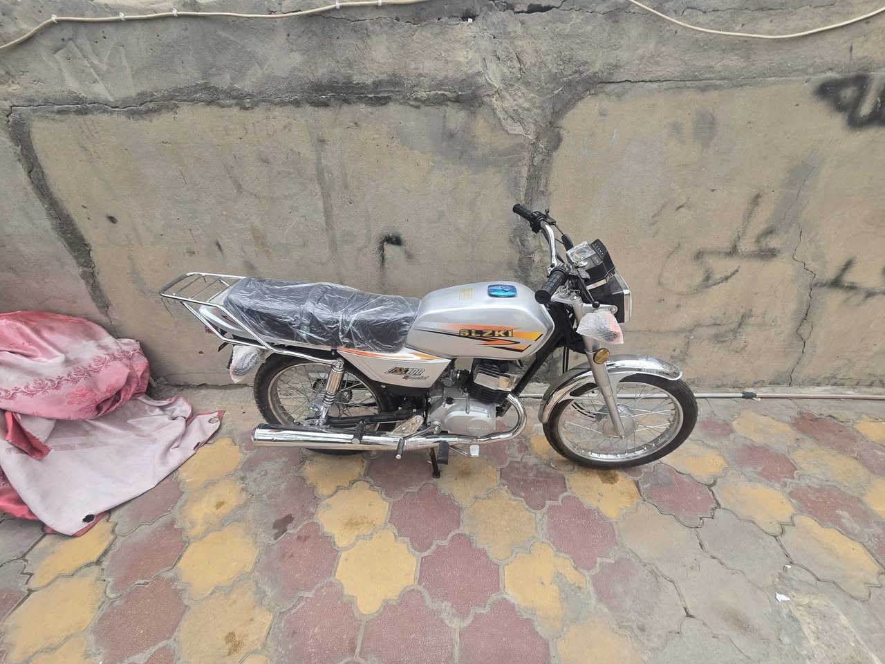 ساسوكي خبط صارلهه 4 ايام بعدهه ع سحك باسمي من المعرض  ماطالع بيهه ابد السعر مليون المكان كربلاء  *********** واتساب او اتصل
