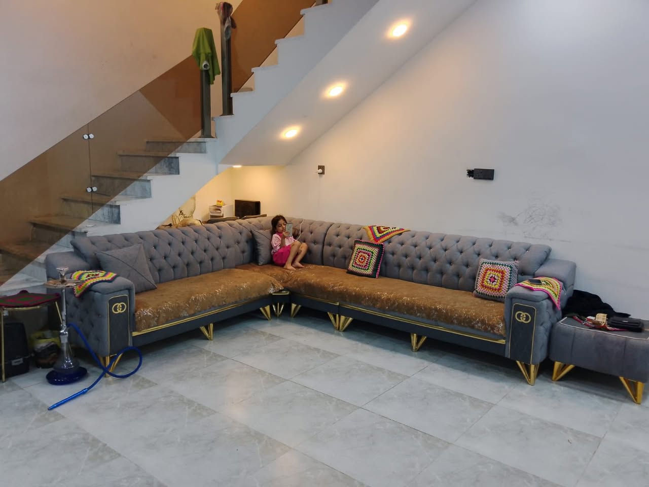 بيت فرصه استثماريه حلوه سعره بنسبه البنائه لكطه  شارع سيد محمد قريب مزرعة سيد محمد حي جزيره بغداد 200متر طابو زراعي سند 25  كل 100 بيهه غرف نوم3حمامين استقبال صالحه منور ومطبخ حار من بره بيت واحد شكله بس الداخل كلشي بحد مفصول كل 100بحد فرع 8امتار شارعه 15الرئيسي بلفرع البصف مكتب البركه بيت سعره مناسب كل 150بي مجال اذا كامل يرهم مقطوع ينباع واذا بس 100 ب75 بي مجال سعر ***********
