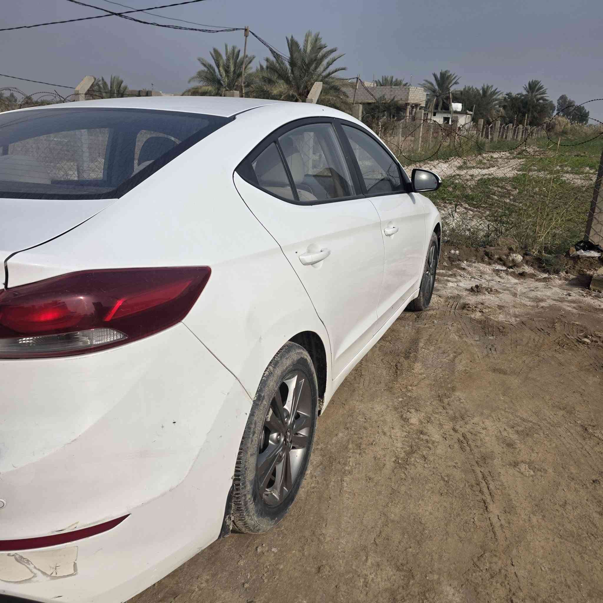 السلام عليكم لبيع النتره مديل ١٦ شكل ١٧ خليجي بيها قطعتين صبغ مكينه ٢٠٠ ما مفتوحه ماشيه ١٥٠ حقيقي شرط ادك جرس بل ١٢٠ رقم بغداد شرط التحويل السعر ١٣٣ وبيه مجال الستفسار اتصل *********** مكاني كربلاء
