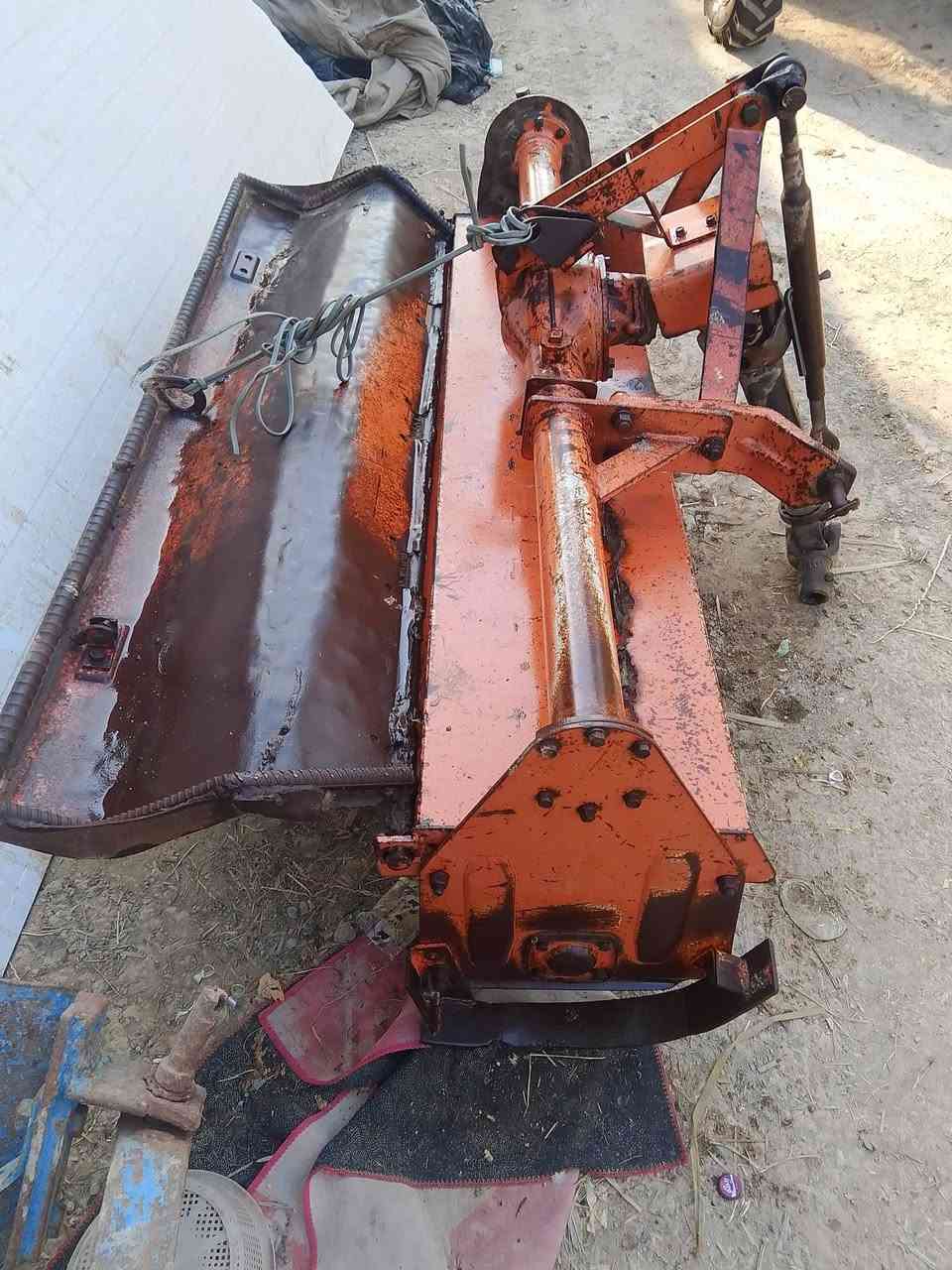 سلام عليكم مكينه كوبوتا موديل 85 معدات عربانه ورفاسه وكيله العنوان بغداد المدائن سلمان باك وهاذ رقمي ***********
