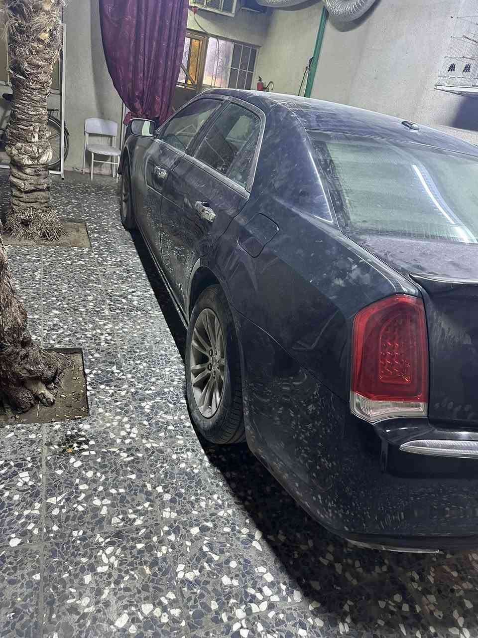 اوباما موديل 2015 لمتد وارد كندي فول مواصفات فتحه لون اسود صدفي كفاله عامه ماعده صار عندي طخه بالباب والداير خفيفه صلحتها نقصها صبغ فقط والباقي كفاله عامه كير مكينه تخم تاير  حداديه تبريد رقم دهوك الجديد باسمي سعرها 217 وبيها مجال *********** مكان السياره البصره
