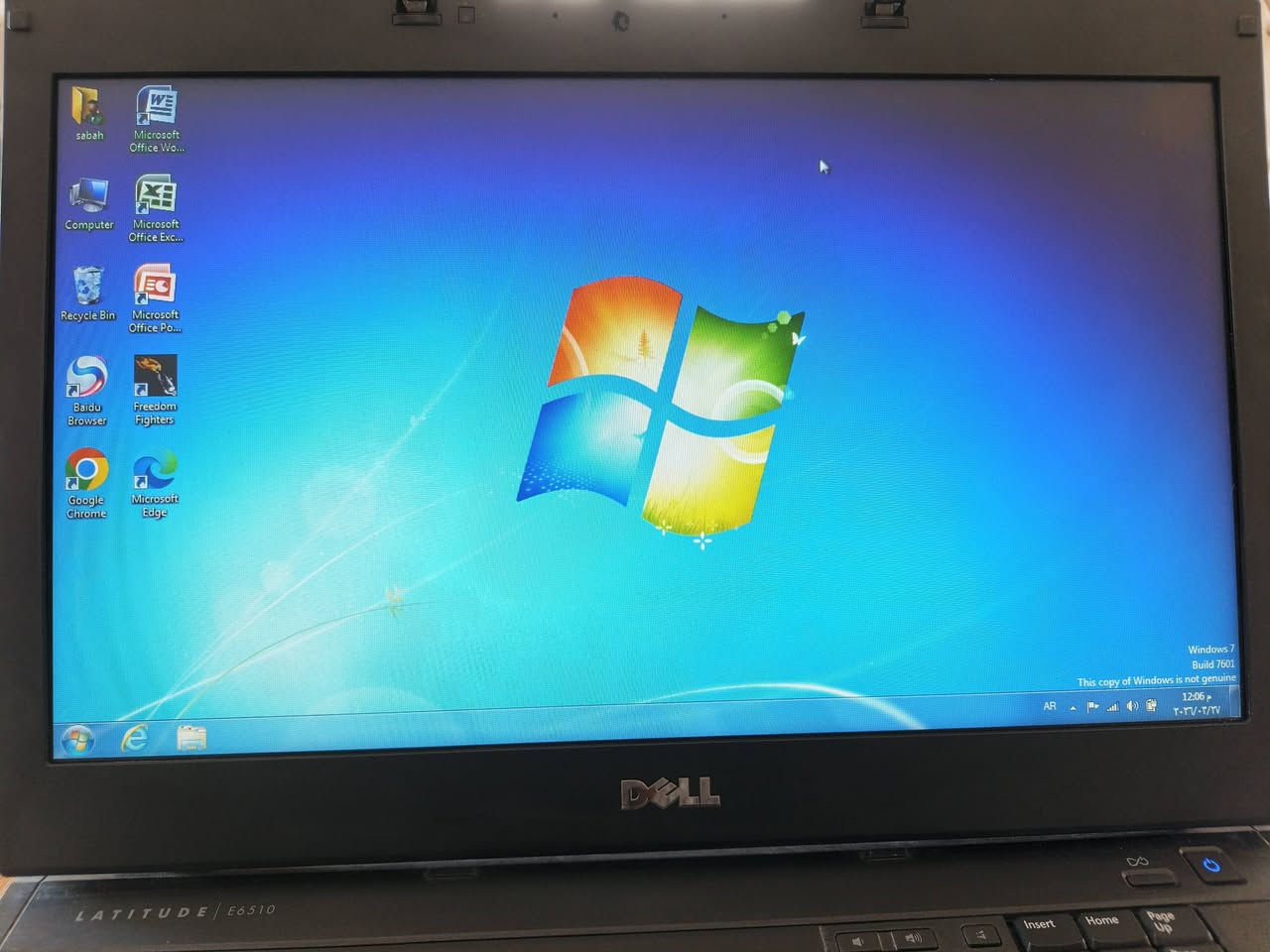 حط سعر بما يرضي الله ومبروك عليك. 
. تشتغل كل المنافذ.. 
ويشغل قرص..


**إذا كنت صاحب هذا الإعلان وتريد حذفه لأي سبب، رجاءا أرسل رسالة إلى الدعم الفني**