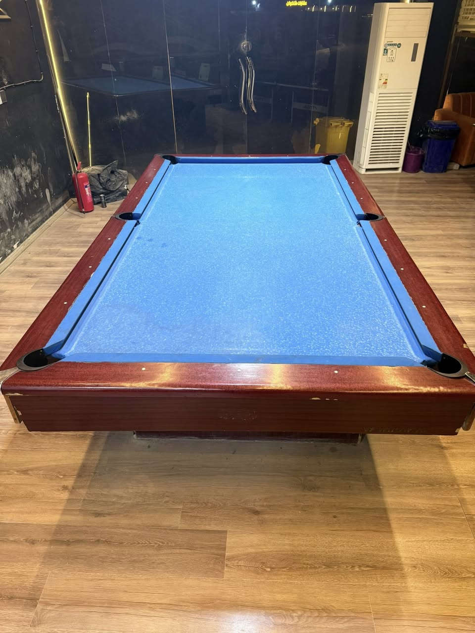 مسز بليارد مستعمل يجي وياه الطوبات هم سعر ٤٥٠ وبيه مجال


**إذا كنت صاحب هذا الإعلان وتريد حذفه لأي سبب، رجاءا أرسل رسالة إلى الدعم الفني**