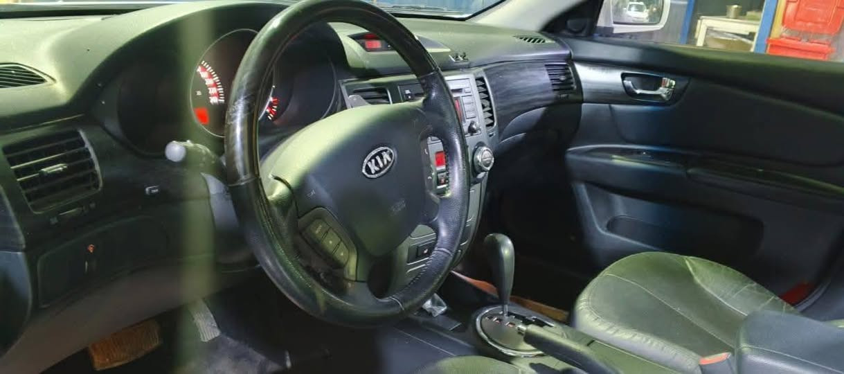 السلام عليكم كيا اوبتيما موديل 2010 فول مواصفات دخول جديد/بنزين/سياره جديده ما بها ايق يا قصه جنطه/ادوات ادوات ادوات/
سياره جديده السعر 54 ورقه وبيها مجال فول فتحه ما ابي اي نقص جاهزه العنوان بغداد رقم الهاتف ***********
