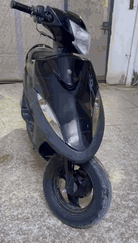 سلام عليكم دراجه ماس عدله للبيع دراجه مناقصها شي بلاديه مامفتوحه دراجه رمبه  مكاني بصره تنومه نهر حست سعر 750 وبيه مجال لشراي رقم ***********
