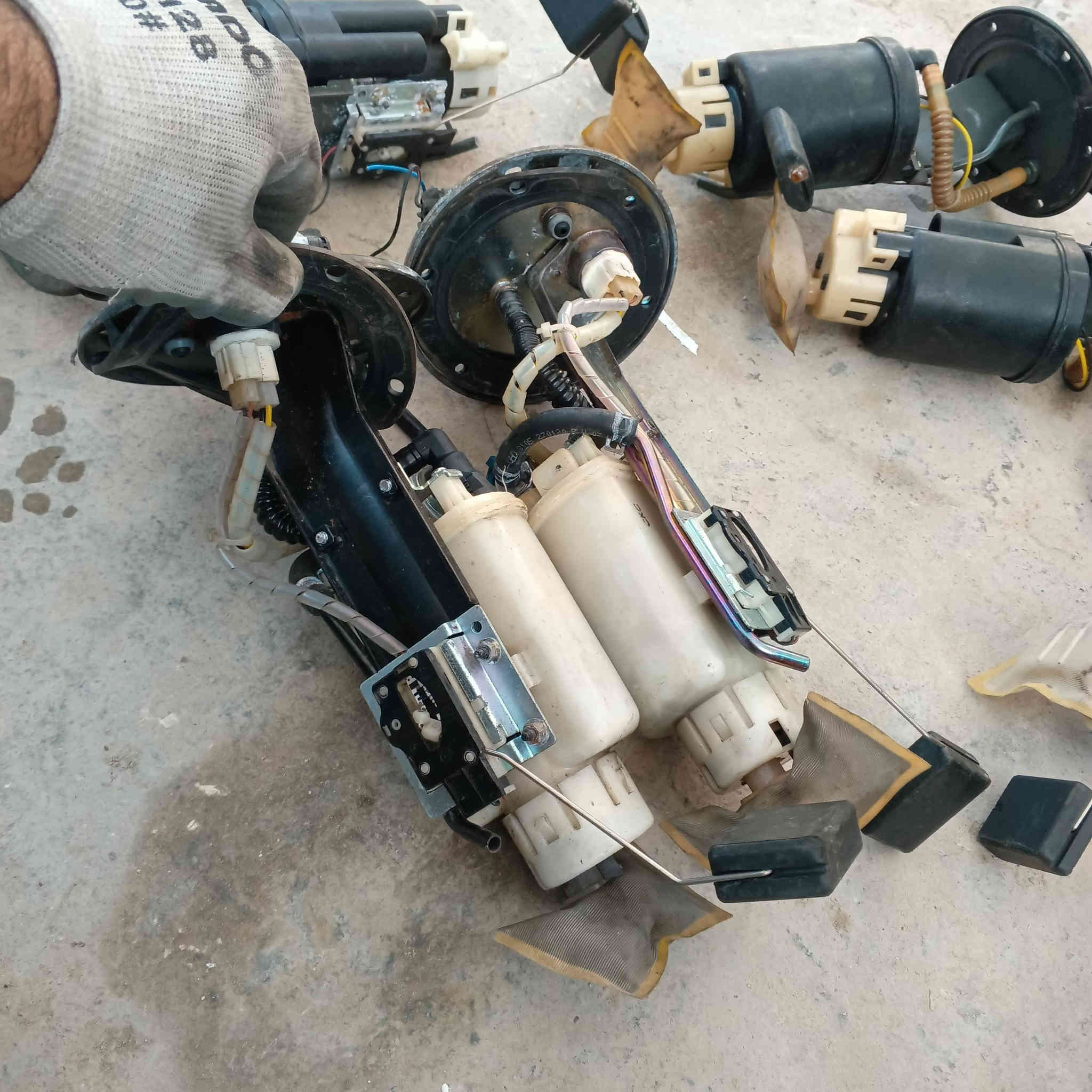 خليجي فقط  مكاني بغداد ناحية الوحده موجود توصيل جميع المحافضات ***********
