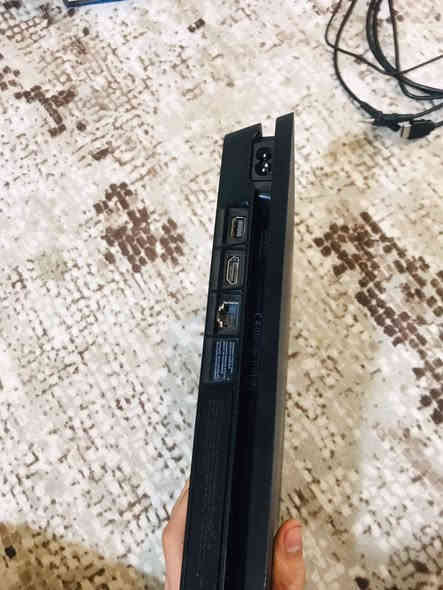 سلام عليكم بلي فور سلم اولاين نضام13.2 الجهاز لك ستيكر ويا كارتونه وملحقاته و3 اقراص وا و العاب منزل بي داخل الجهاز3 هم الجهاز مكفول من كلشي سعر 220 وبي مجال مكاني بغداد الشعب *********** ال يحب وتساب
