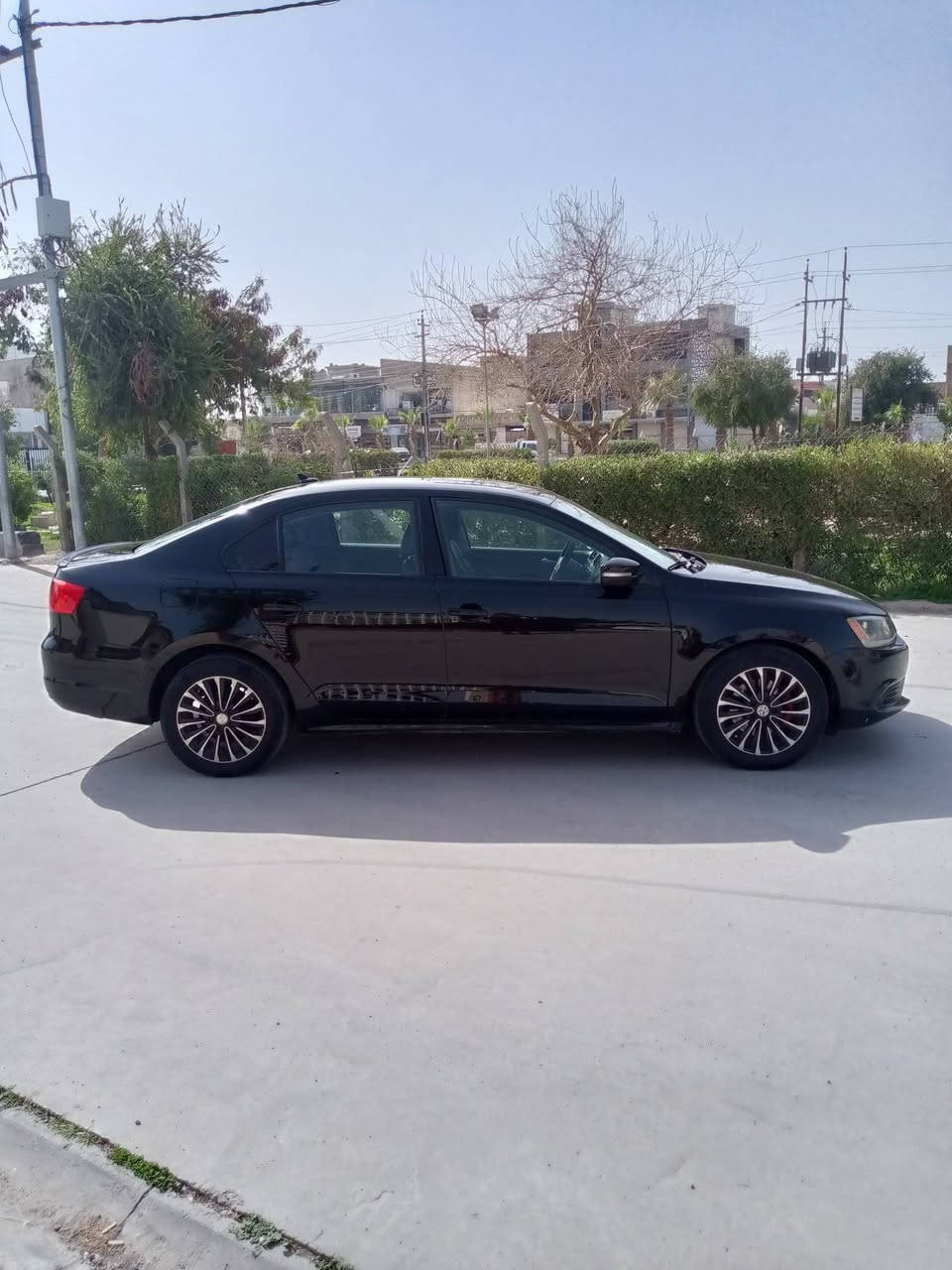 جيتا موديل ٢٠١١ كير ومحرك بشرط خمسه بستم تبريد سياره فول موصفات سنويه ورقم جديد ضرر جمرلغ وبنيد بدون دواخل سعر ٩٦ بي مجال رقم الهاتف *********** والزين *********** عنوان كركوك شراي يخابر اني مكلف بنشر
