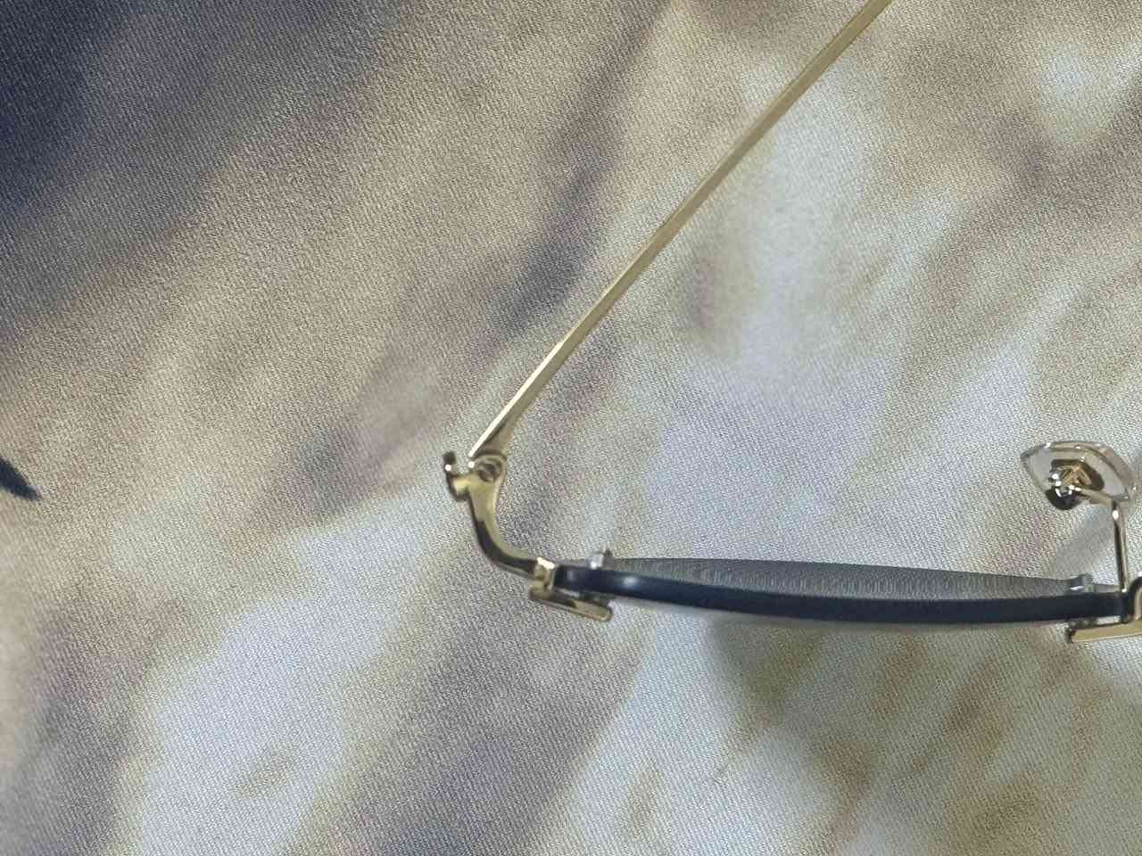 MONTBLANC💎
اصل التميز والفخامه

اورجنال 

بحالة الزيروو

نظافه ١٠٠٠٪؜

فريملس حديث

الحجم ٥١-٢٠

تلبس وسط وسط بلس

لون عدسات زيتوني

لون فريم كولد

كامل تفاصيل موضحه بلصور

للحجز والاستفسار خاص


**إذا كنت صاحب هذا الإعلان وتريد حذفه لأي سبب، رجاءا أرسل رسالة إلى الدعم الفني**