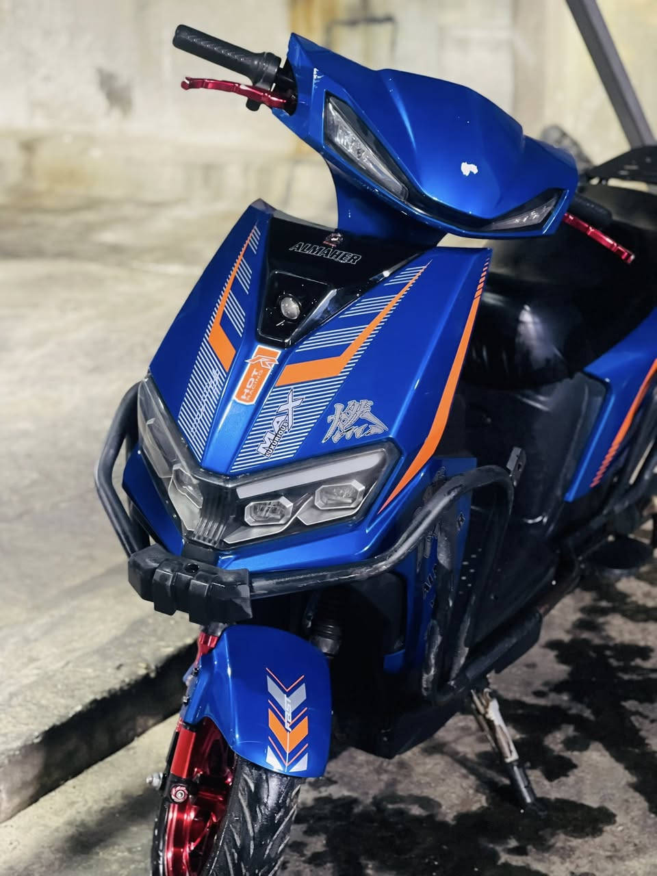 للبيع ماطور شحن 
النضافة 80 /100 
ست بطاريات 
السرعة 55 
السعر 750 الف وبي مجال


**إذا كنت صاحب هذا الإعلان وتريد حذفه لأي سبب، رجاءا أرسل رسالة إلى الدعم الفني**