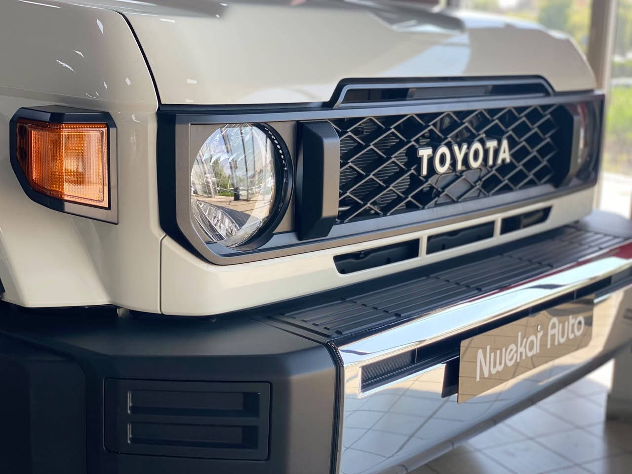 🔥 أسطورة الطرق الوعرة وصلت 🔥
🚘 Toyota Land Cruiser LC76 موديل 2025 🚘
إذا تبحث عن القوة، الاعتمادية، والهيبة الحقيقية، فالـ LC76 هو الخيار المثالي لكل الطرق والمغامرات 🌍💪
✅ محرك قوي وأداء أسطوري
✅ نظام دفع رباعي 4×4 جاهز لكل التضاريس
✅ شاصي متين وتحمل عالي للطرق الوعرة
✅ تصميم كلاسيكي يحافظ على هيبة اللاندكروزر
✅ راحة وثبات داخل المدينة وخارجها
📍 متوفرة الآن لدى Nwekar Auto
📞 للاستفسار والحجز:
***********
***********
***********
***********

📍 العنوان: أربيل - سايدين كوران - قرب شركة بيبسي
🔥 LC76 2025... سيارة صُممت لتبقى أسطورة لسنوات طويلة. 🔥
