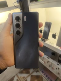 تكنو كامون 40 برو • ٢٥٦