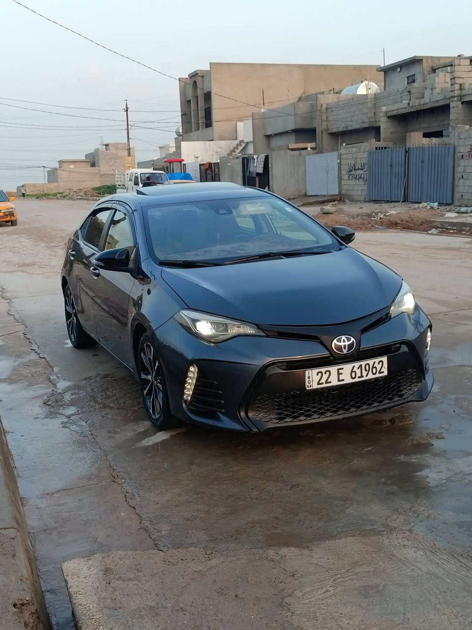 سياره كورلا للبيع 19السياره فوول مابيها ضرر كلين..السعر 160وبيها مجال ***********
