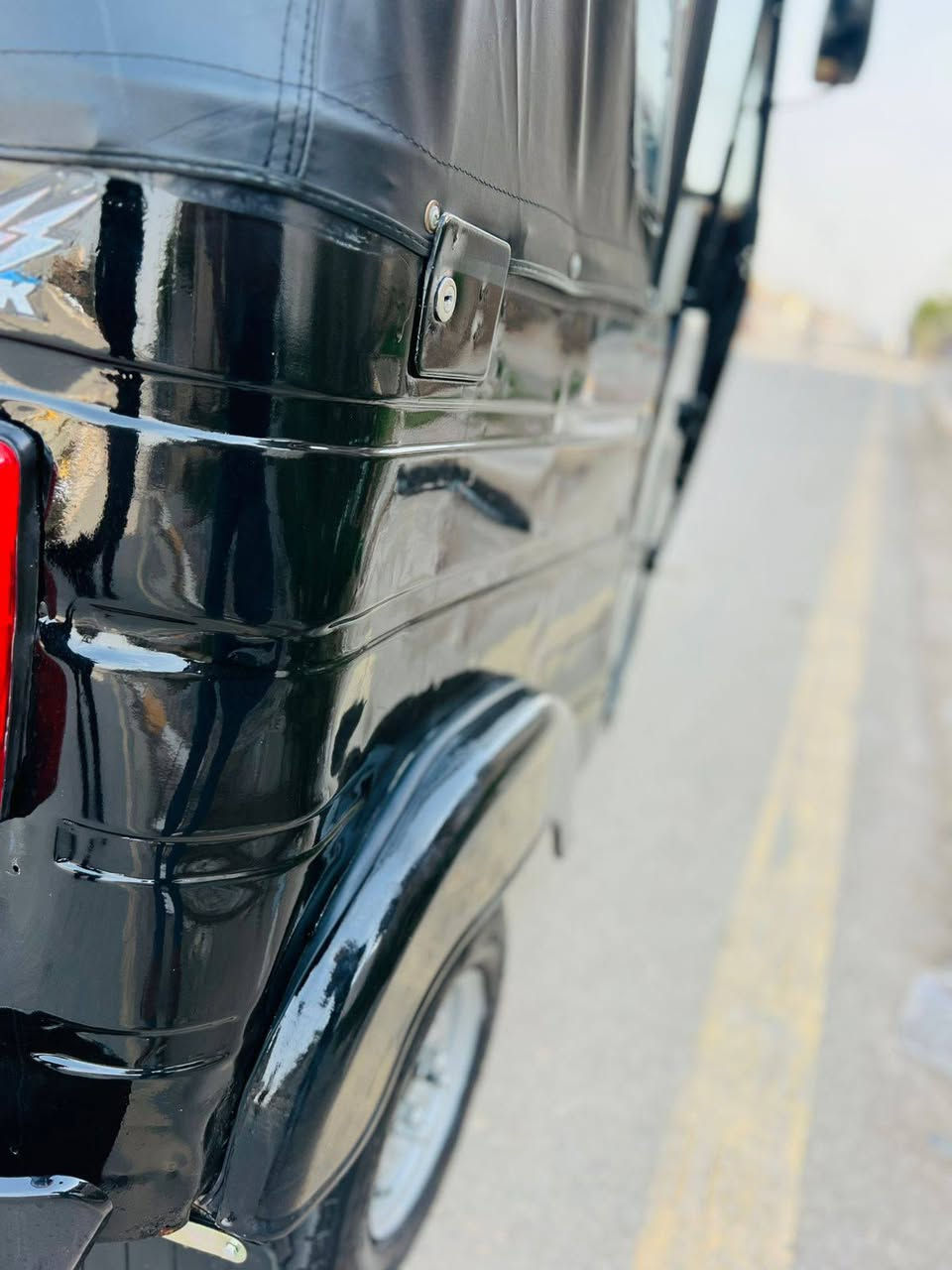 يا الله السلام عليكم تيك توك للبيع تيك توك مقفوله من ضربه مصبوغه جماليه صبغ عامه محرك 21 لا تنقيص ولا تبخير دراجه جاهزه على اخر حبايه مكان دراجه واسط نعمانيه السعر اتصل على الرقم رجاء مو شراي لا يتصل ***********
