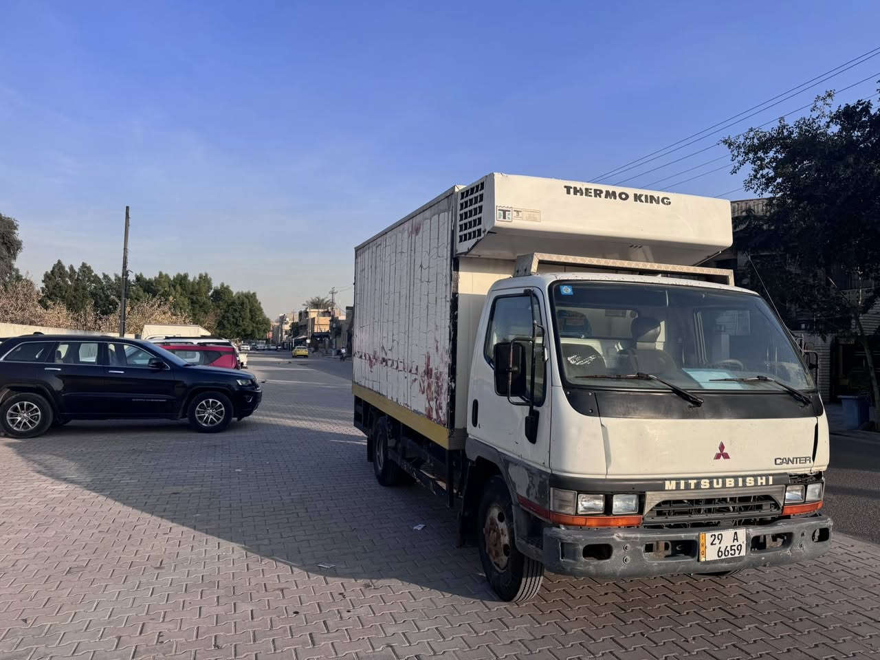 السلام عليكم كنتر براد 2003 يسره بلادي محرك 108 رقم واسط نكليزي سعره 150 بيه مجال رقم تليفون ***********
