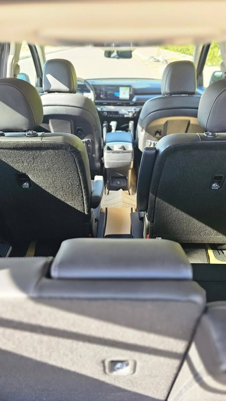 السلام عليكم كيا تيلورايد وارد امريكي حادث خفيف فول مواصفات ماعدا الجنطه ماشيه 25 الف الموديل 24 رقم واسط الاتصال على الرقم ***********
