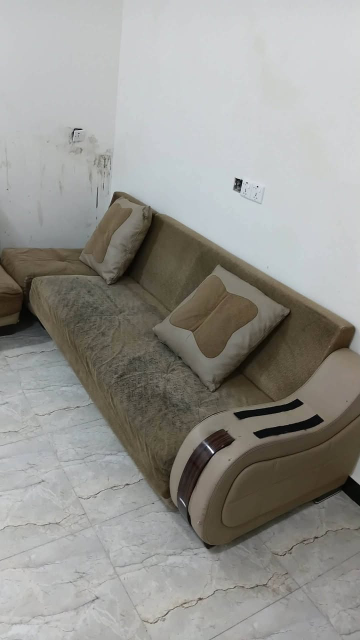 تخم ٧ مقاعد نهايته 50 الف


**إذا كنت صاحب هذا الإعلان وتريد حذفه لأي سبب، رجاءا أرسل رسالة إلى الدعم الفني**