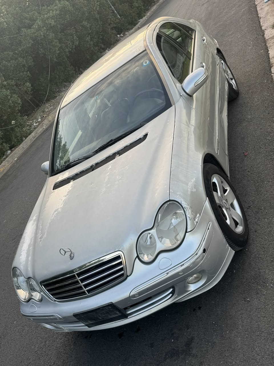 للبيع فقط بدون مراوس وقسط نقد فقط  مرسيدس C 320 موديل 2001 اصل وارد يابان
بدون ضربه وخياس وتعمير جارده 
محرك وكير جدد 320 V حداديته كامله امامي خلفي جديده 
تبريده شغال كل كهربائياته كامله 
جاهزه تخم تاير باتري ادامه منظومه بنزين كله جديده جاهزه وترايه وين ميعجبك مري شفط سنترلوك جام اوتو جام اخضر كير 3 وضعيات 
الخ ،.. 

ملاحظه / موجوده قطع بدي وداخل نفس الون جدد سستم كامله ابواب وجاملغات وبنيد ودعاميات وغرفه نفس الون بسعر مناسب 

رقمه بغداد الدولي باسمنا 
مكانه بغداد العطيفيه 
والسعر : 60 ورقه 
الاتصال :***********
