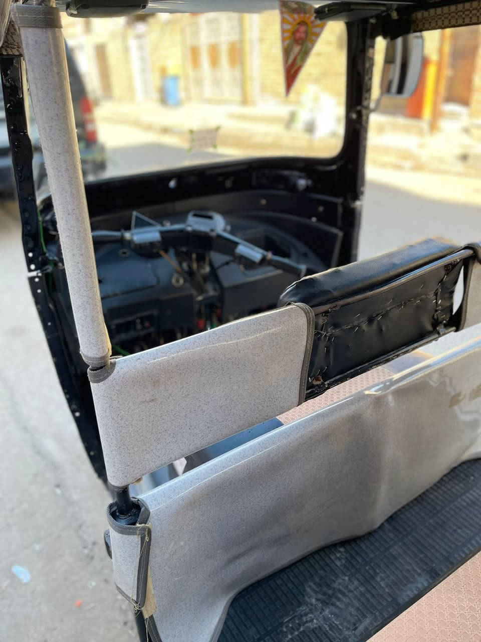 تكتك 18شهر12 اوراق مصبوغه عام جماليه تكتك معمره ما بيه اي نقص السعر،3600وبيها مجال للطيبين ‪0773 072 5005‬
