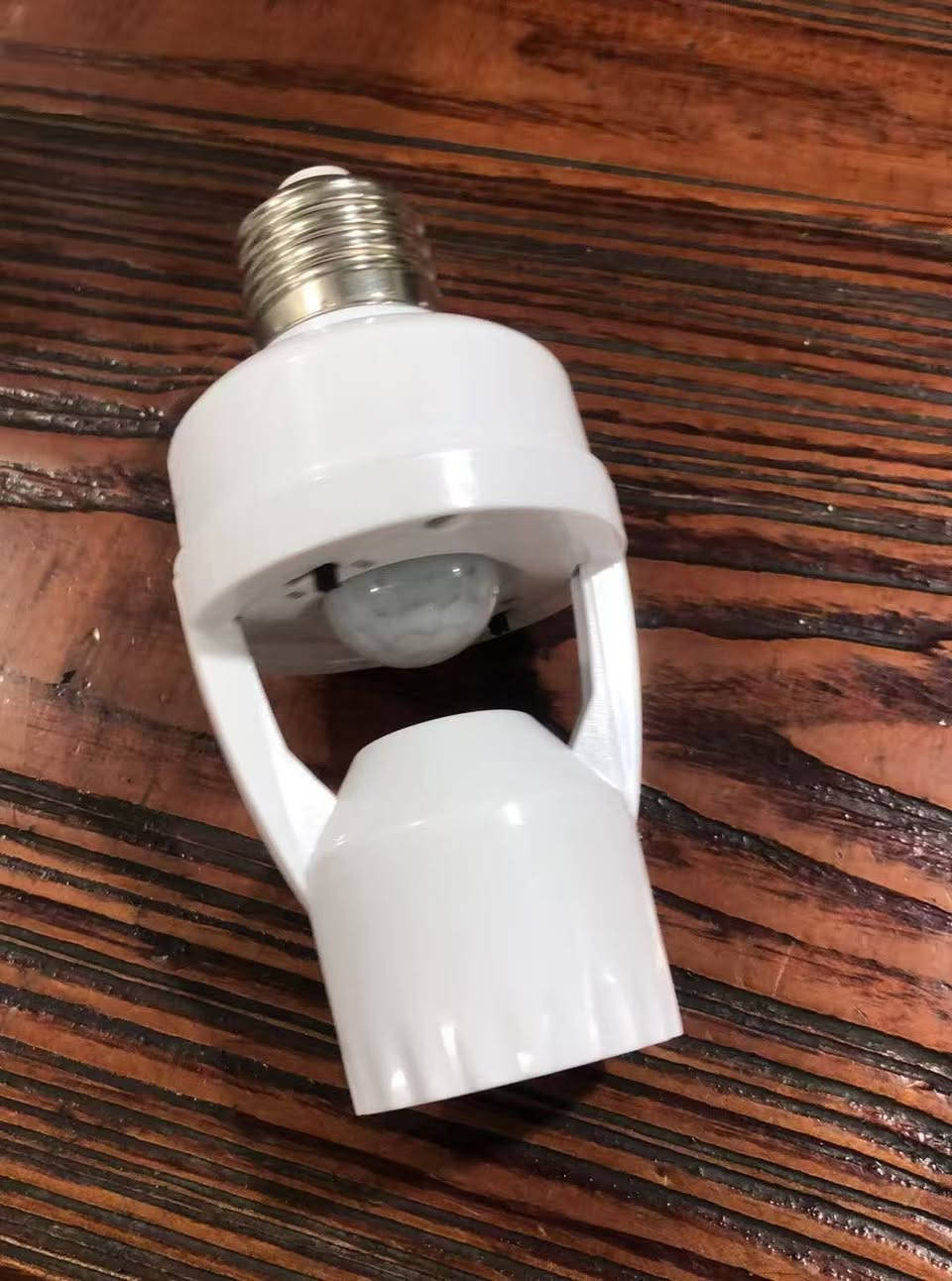 Sensor lamp holder.very useful products


**إذا كنت صاحب هذا الإعلان وتريد حذفه لأي سبب، رجاءا أرسل رسالة إلى الدعم الفني**
