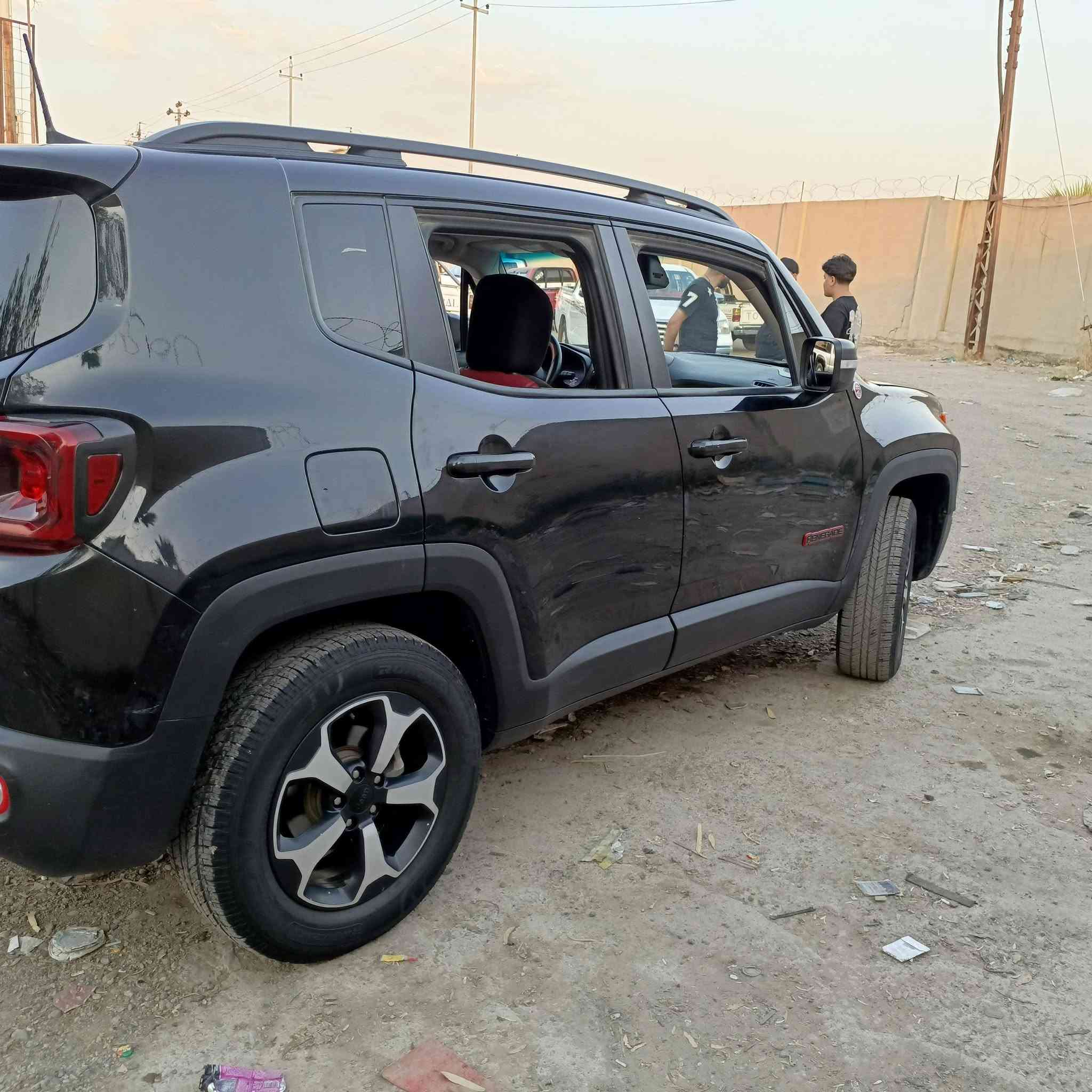 سياره جيب موديل 2019
امريكي بدون ضرر السونر بل صور شرط المكينه ولكير شرط التحويل والوكاله تبريد شرط السعر 110 ترهم بيع ومراوس باكسن مضلع فقط***********

