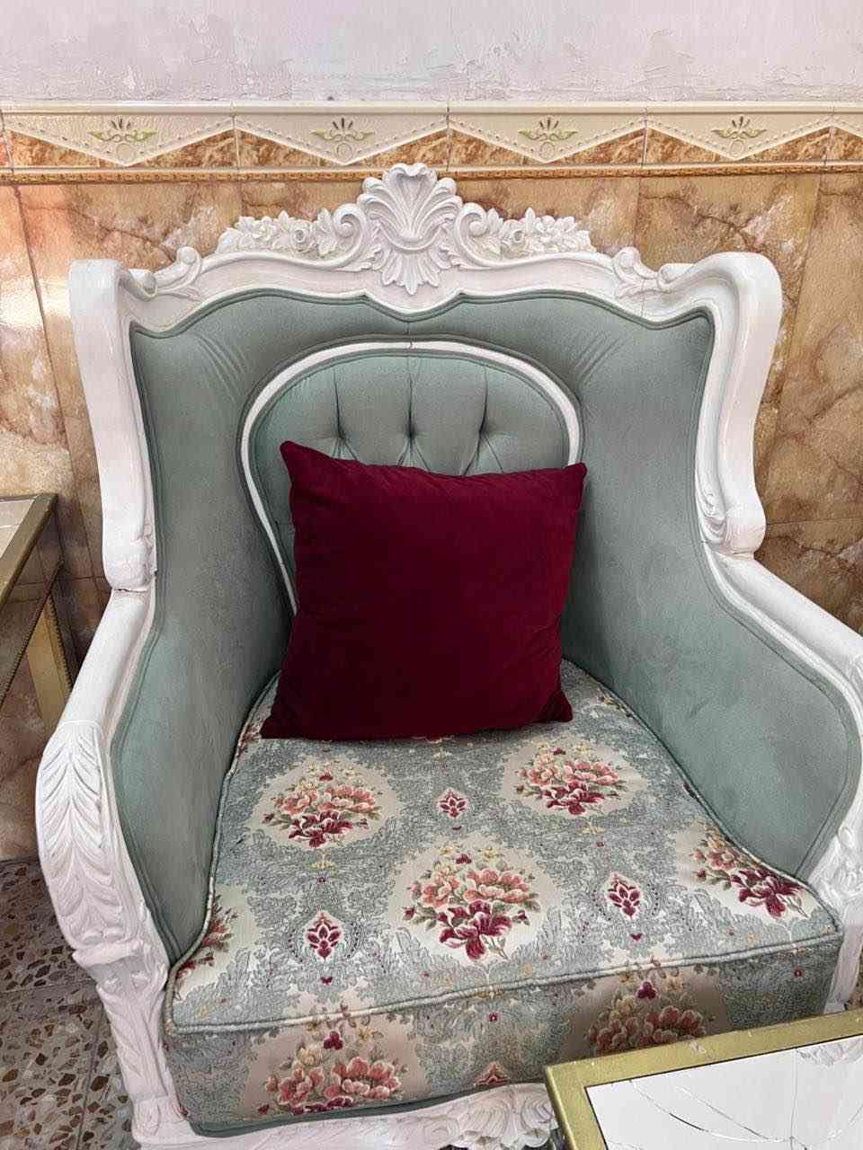 قنفات كويتي من سفوان جديد قبل مده اشترو الناس مع زوليه للبيع ويوجد تصوير فيديو السعر والتصوير خاص الزبير, البصرة


**إذا كنت صاحب هذا الإعلان وتريد حذفه لأي سبب، رجاءا أرسل رسالة إلى الدعم الفني**