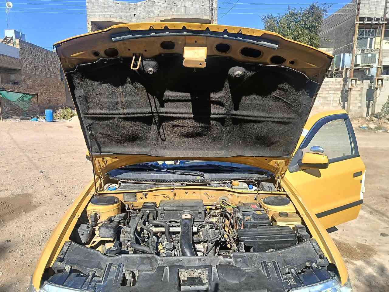 سلام عليكم سمنت 2012للبيع جاهزه ع اخر حبايه ربع مذب عليه كبل لشارع تحويل ثاني يوم مصفره من كلشي رقم بغداد مكاني رمادي ‏‪0781 696 3788‬‏سعر 45وبيه مجال حك جيه
