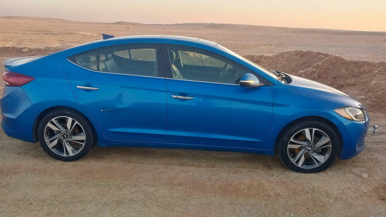 السلام عليكم الانترا 2017 وارد امريكي فول مواصفات ماشية 80 كير محرك حدادية كفالة باسمي ثاني يوم تحويل سعرها 114 وبيها مجال مكاني بغداد النهروان الاستفسار اتصل على الرقم 
    *********** واني خادم
