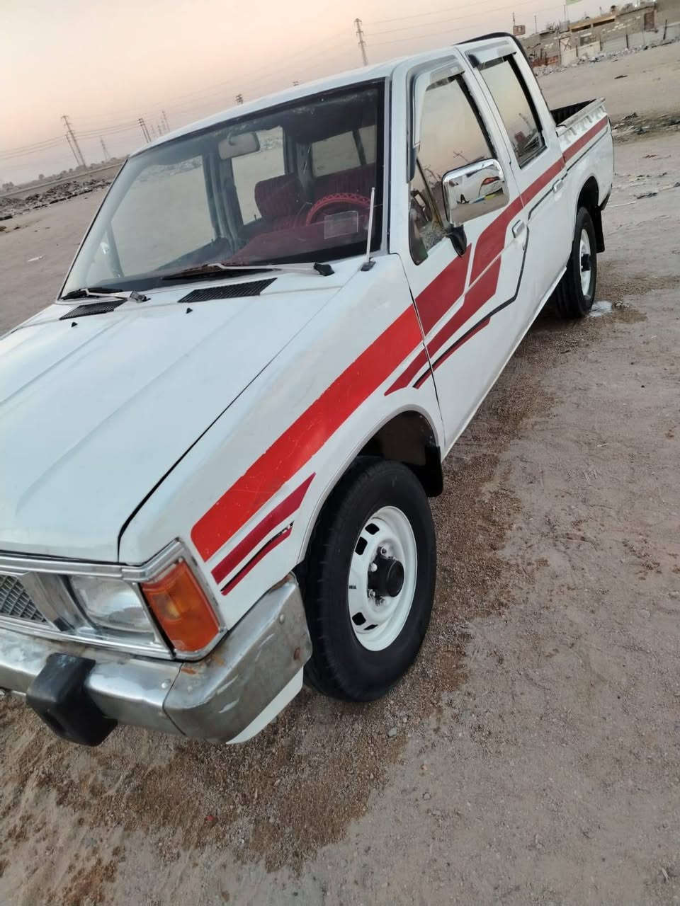 سلام عليكم نيسان موديل 92 سياره ابلاديه 

مكينه وكير ونجي 6 جديده وكير جديد توني محوره 

مكفوله من الضربه والصبغ حداد جديده توني مسويه 

تايرات نضاف غرفه جديده كهربائيات كله شغاله 

رقم ذي قار مشروع وطني تتحول بكل مكان 

تبريد عوزه بس كمبريسر باور استيران جمعقه كله جديد وشرط الفحص 
مكاني بصره *********** سعر ،، /55/ وبيه مجال للشراي بيع فقط 

***********
