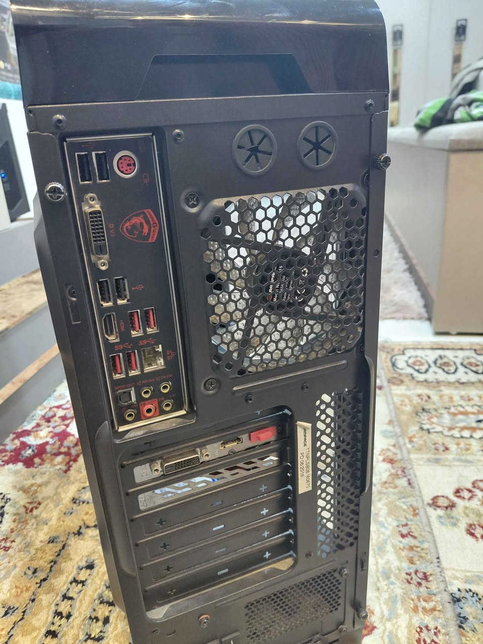 Msi gtx 1050 gaming x

Intel i3 7100 3.9 ghz

M.b msi b150 gaming m3

Corsair cv450

Ram G.skill 2x4gb 3200ghz ddr4

ssd 128gb

Hdd 320gb
السعر ٢٢٥ بي مجال بسيط
بغداد حي العامل ماعندي توصيل
نضيف جدا على الفحص
*********** Colombo, Sri Lanka
